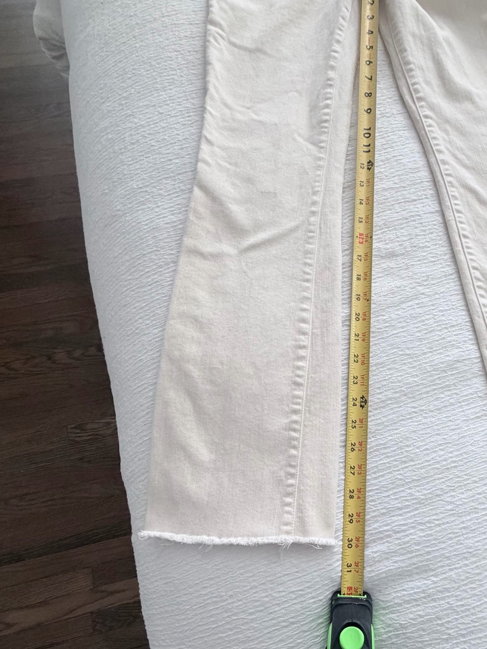 Veronica Beard Ivory Cameron High-Rise Bootcut Jeans - Picture 2 of 8